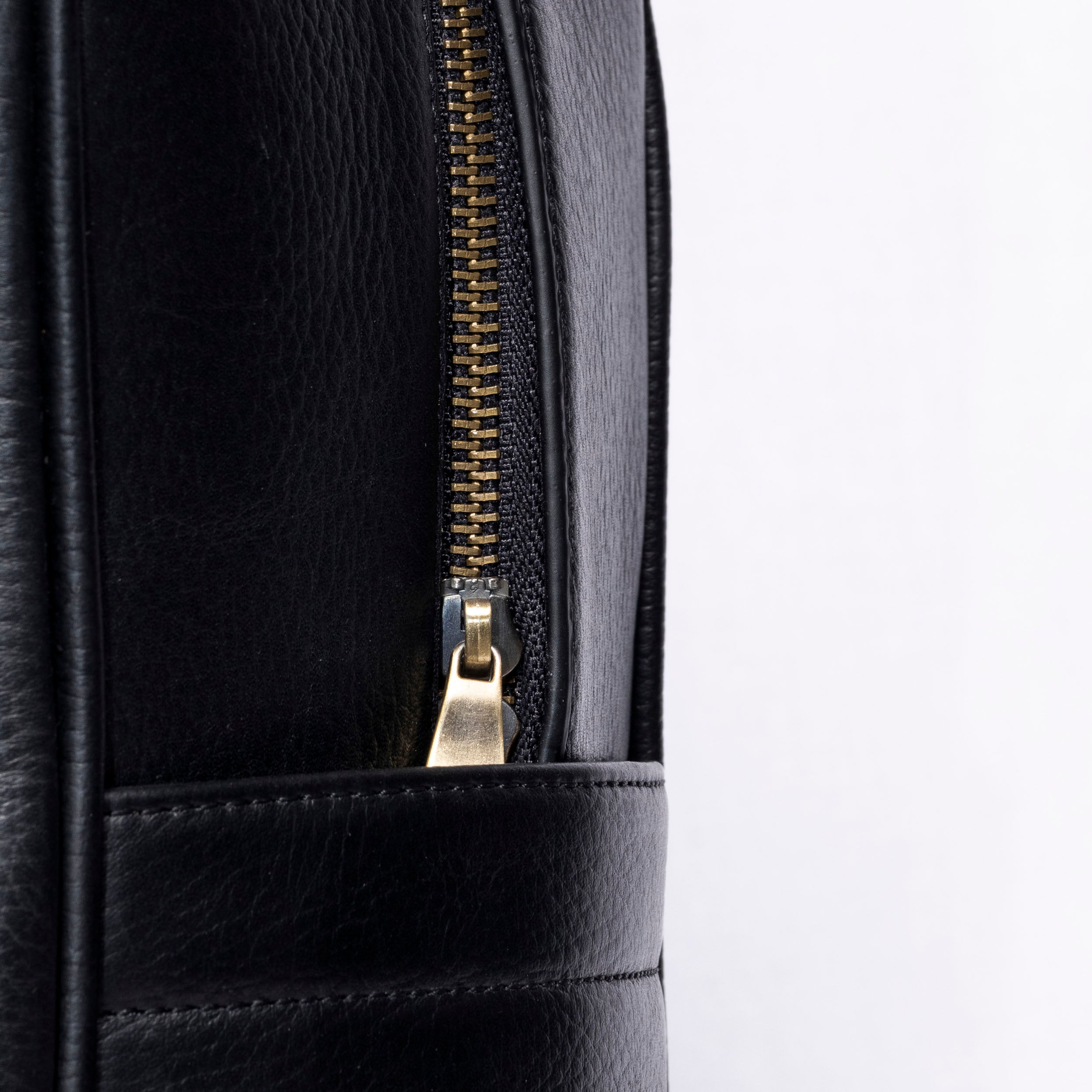 CROSS ROAD BACK PACK BAG