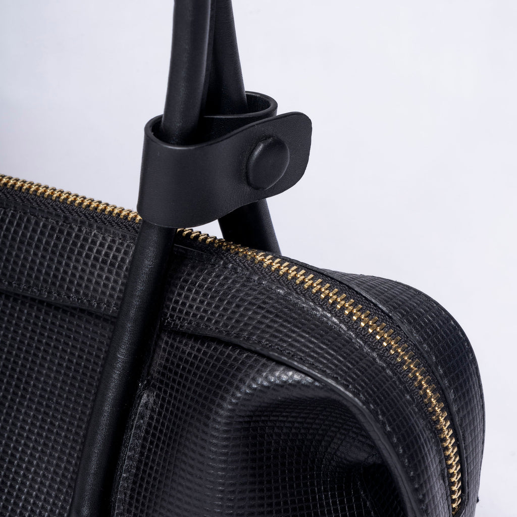 CARRY-ALL SMART TRAVEL BAG