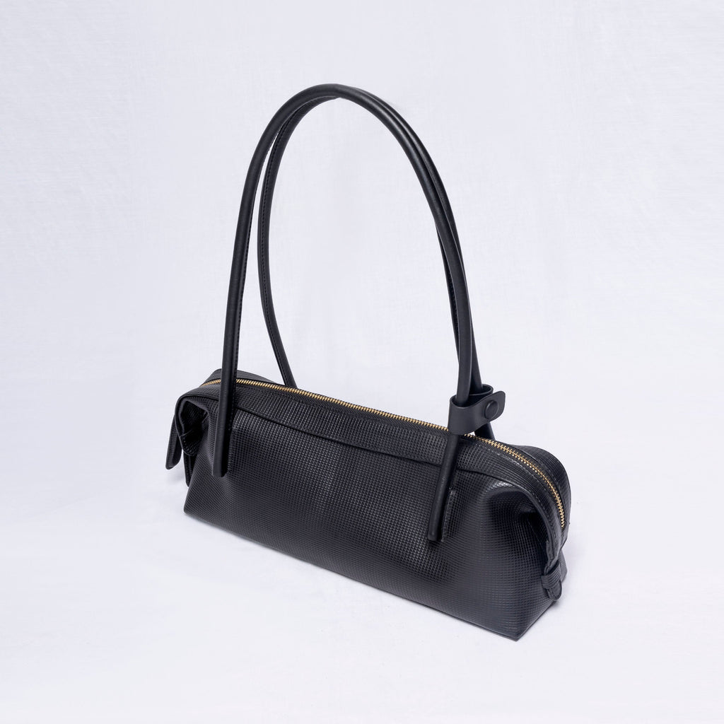 CARRY-ALL SMART TRAVEL BAG