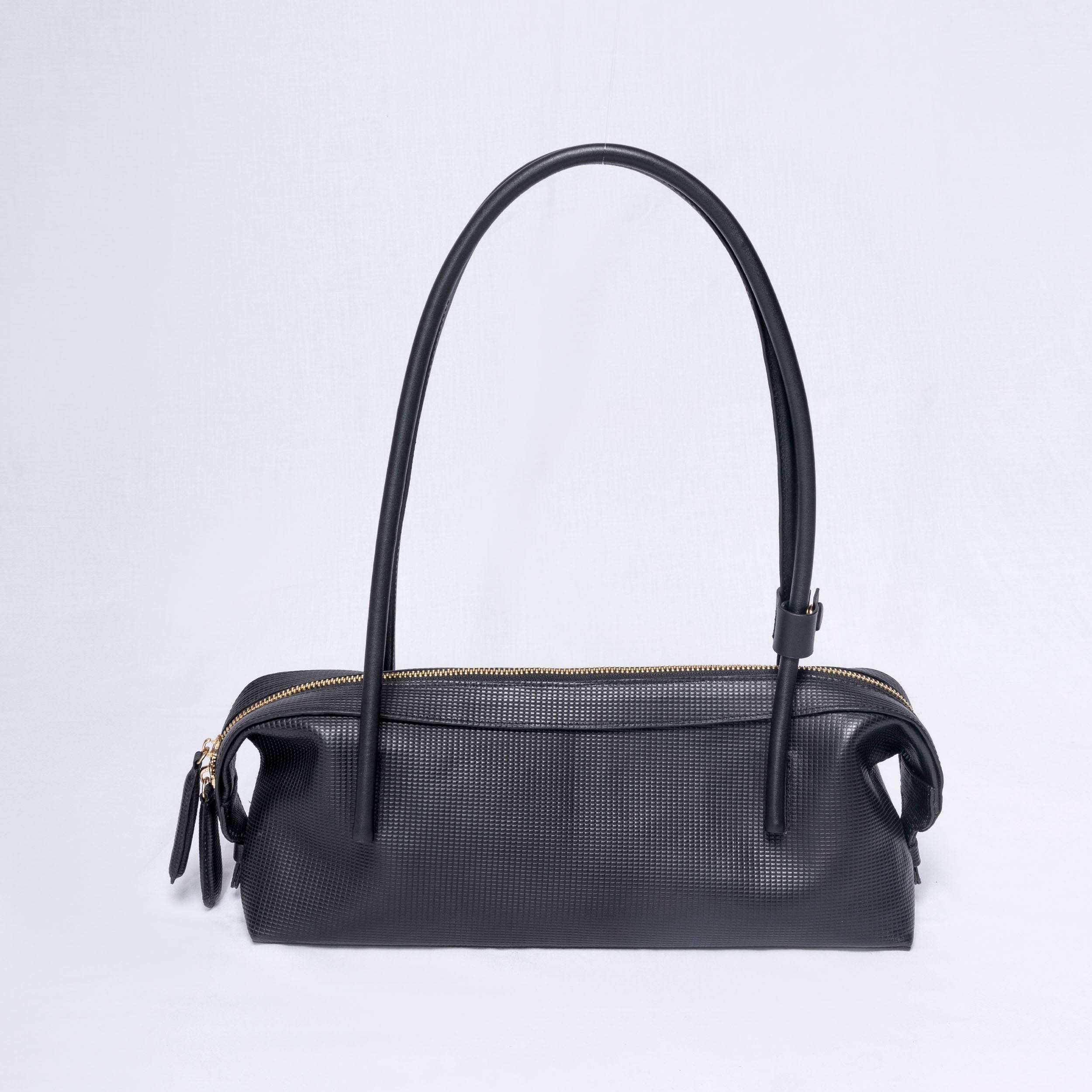 CARRY-ALL SMART TRAVEL BAG