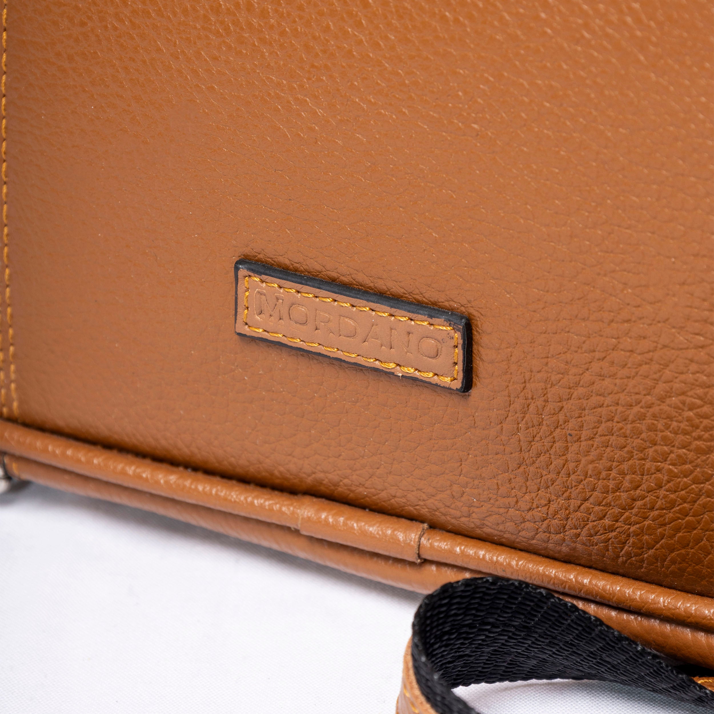FRINDGED CROSSBODY BAG