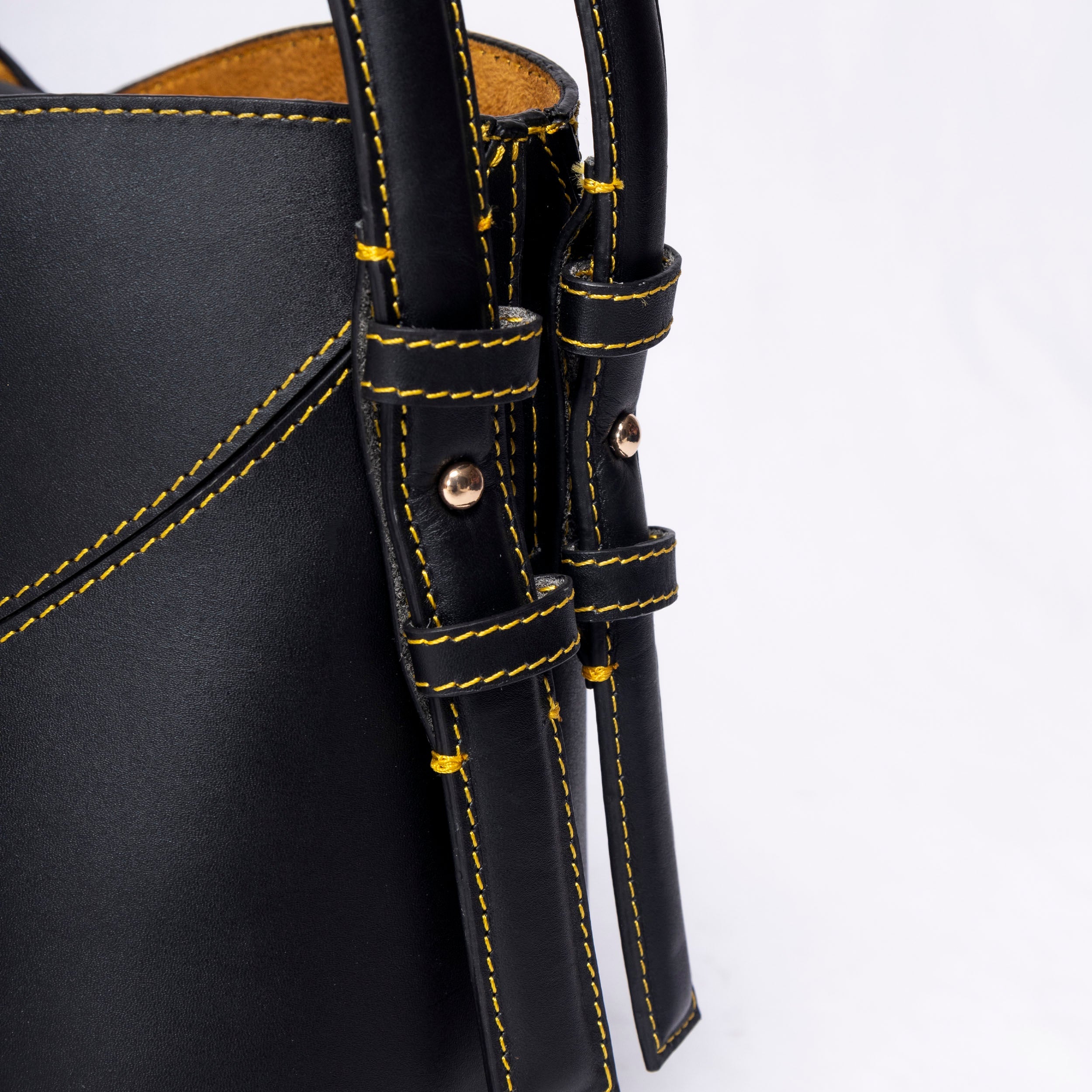 ALBUS LADIES HANDBAG