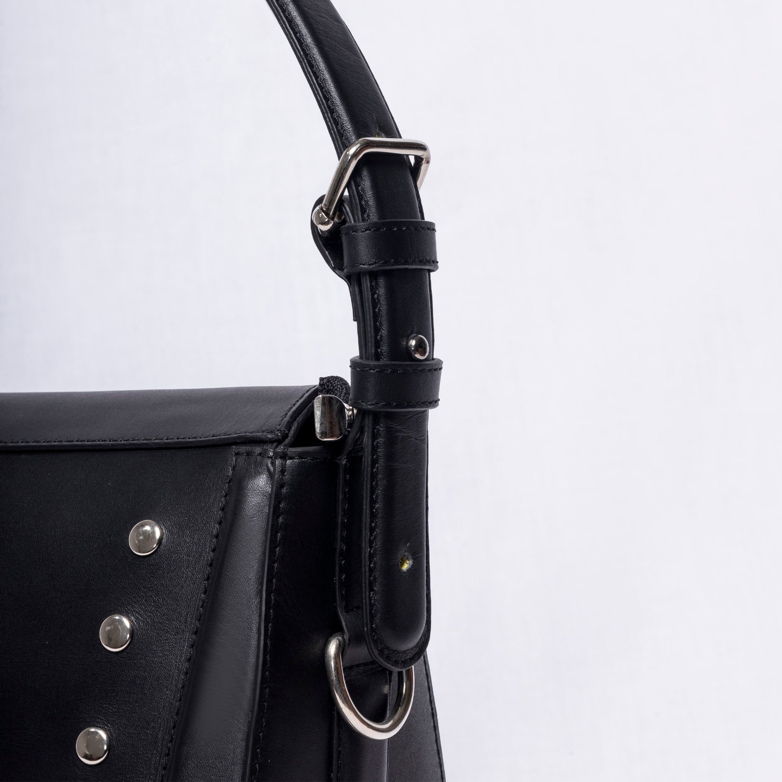 MONTANA  SHOULDER BAG