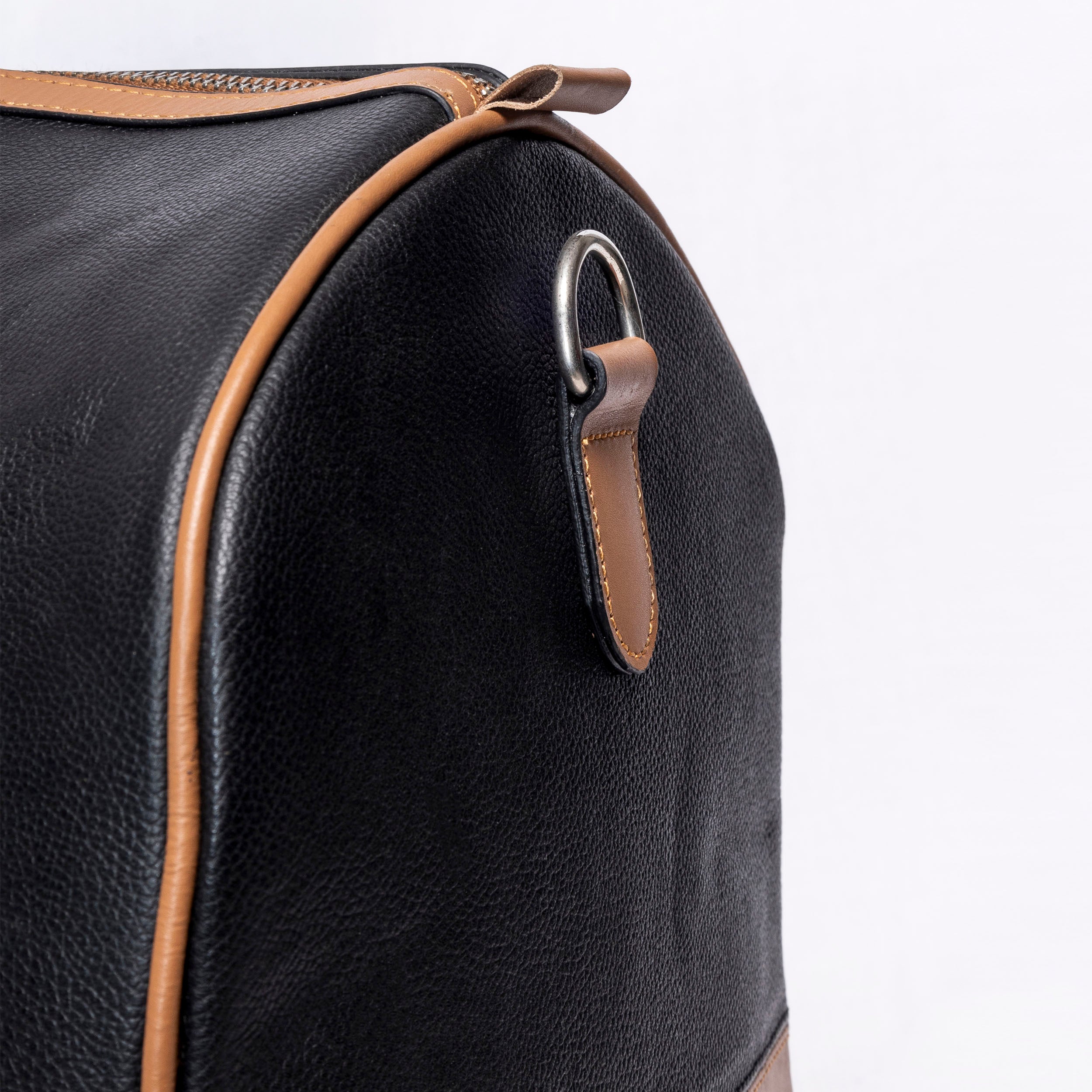 SMART CARRY DUFFLE BAG