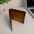 Elegant Vintage Design | Slim | Spacious | Everyday Essential
